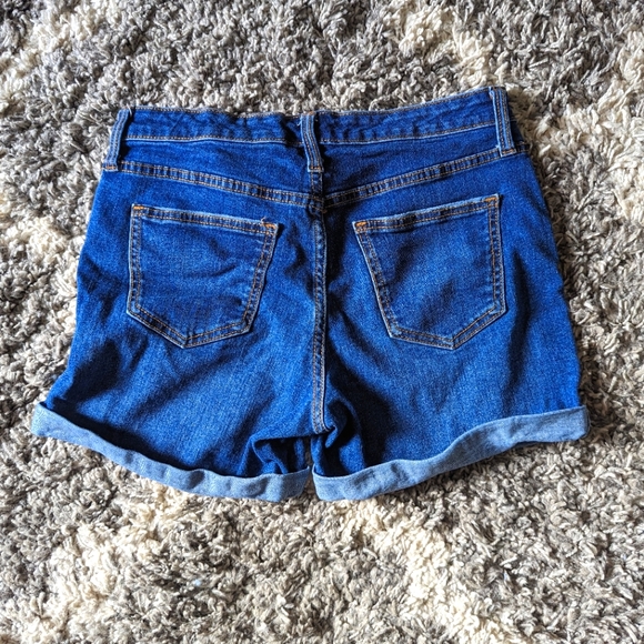Universal Thread Mid Rise Shorts Size 4/27 - Picture 2 of 2